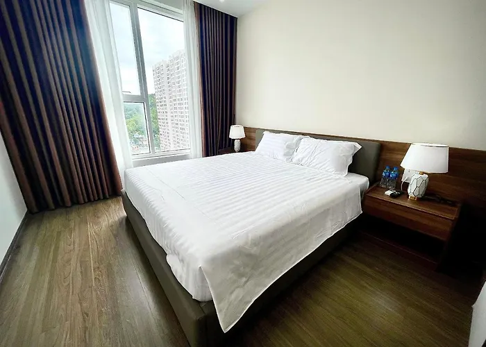 Khách sạn hẻo lánh Friendlyhomestaybai Chay *
